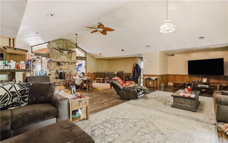 3210 State Route 31, Acme, 15610, 3 Bedrooms Bedrooms, ,2 BathroomsBathrooms,Residential,For Sale,State Route 31,1759398