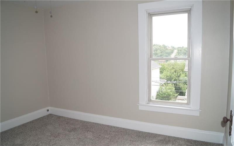 9 Gaskill Ave, Jeannette, 15644, 3 Bedrooms Bedrooms, 5 Rooms Rooms,1.1 BathroomsBathrooms,Residential,For Sale,Gaskill Ave,1759410