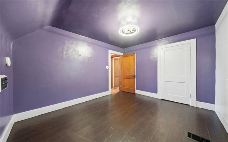 512 5TH STREET, WEBSTER, 15087, 3 Bedrooms Bedrooms, 7 Rooms Rooms,3 BathroomsBathrooms,Residential,For Sale,5TH STREET,1759436