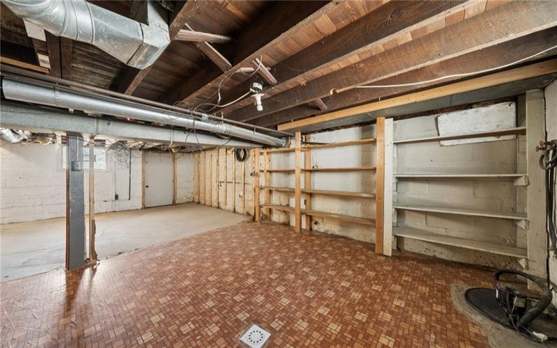 512 5TH STREET, WEBSTER, 15087, 3 Bedrooms Bedrooms, 7 Rooms Rooms,3 BathroomsBathrooms,Residential,For Sale,5TH STREET,1759436