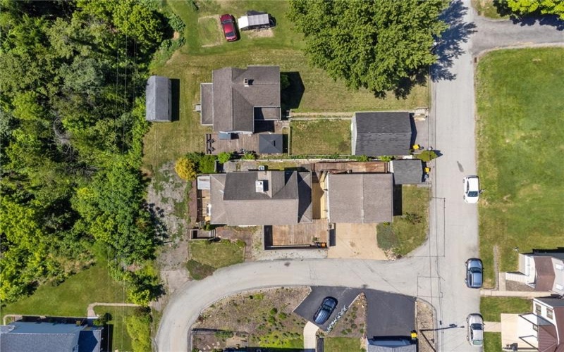 512 5TH STREET, WEBSTER, 15087, 3 Bedrooms Bedrooms, 7 Rooms Rooms,3 BathroomsBathrooms,Residential,For Sale,5TH STREET,1759436