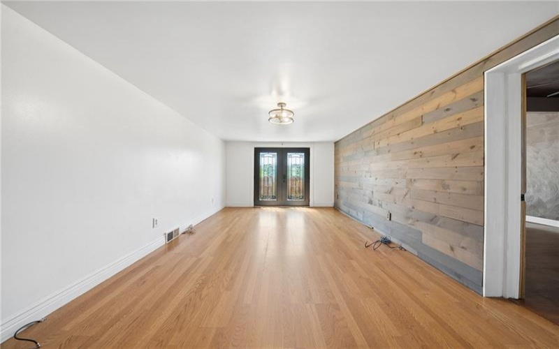 512 5TH STREET, WEBSTER, 15087, 3 Bedrooms Bedrooms, 7 Rooms Rooms,3 BathroomsBathrooms,Residential,For Sale,5TH STREET,1759436