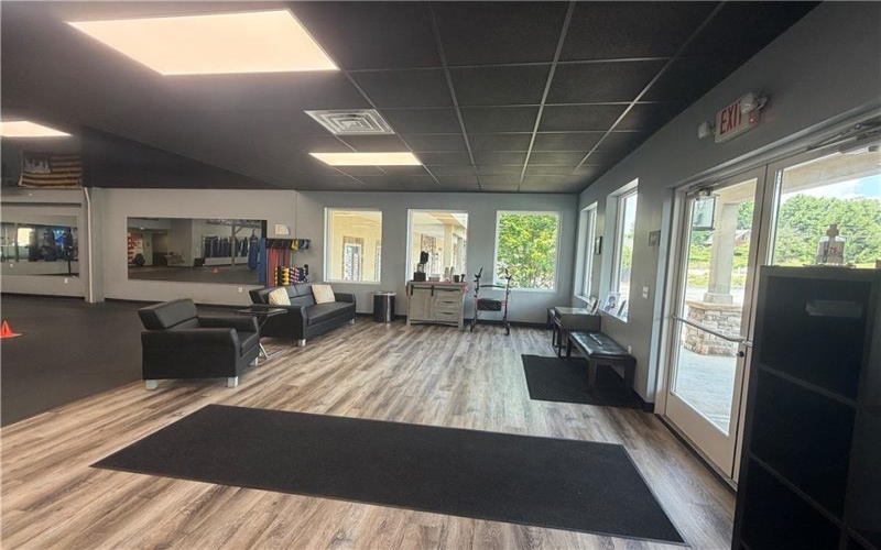 5549 Old William Penn Highway, Murrysville, 15632, ,Commercial-industrial-business,For Sale,Old William Penn Highway,1759450