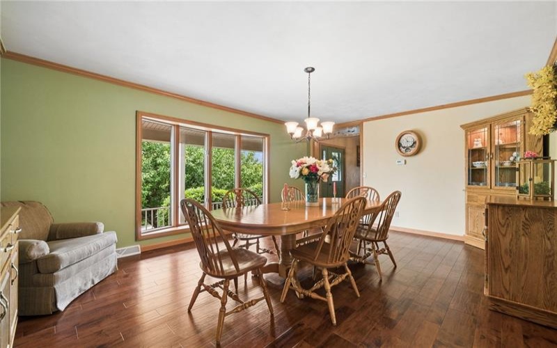215 Shelby Drive, Greensburg, 15601, 3 Bedrooms Bedrooms, 9 Rooms Rooms,3.1 BathroomsBathrooms,Residential,For Sale,Shelby Drive,1759461