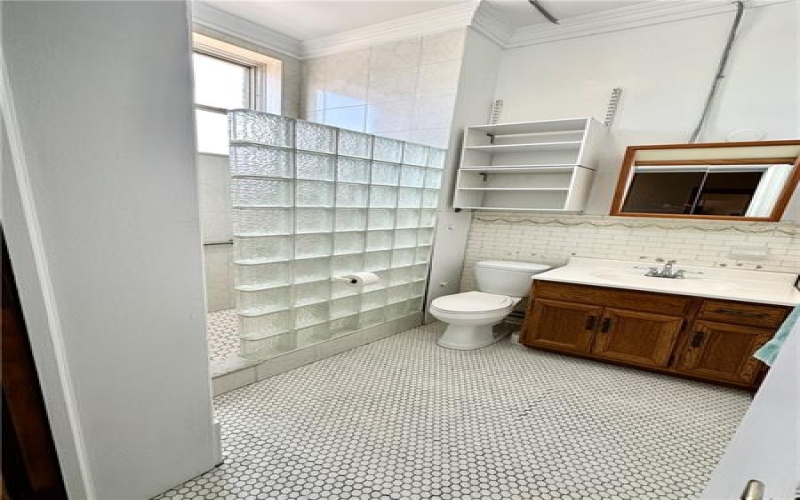 92 Main Street, Uniontown, 15401, 1 Bedroom Bedrooms, ,1 BathroomBathrooms,Lease,For Rent,Main Street,1759471