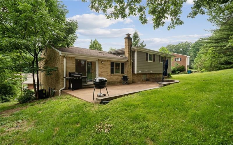 3032 Ben Venue Dr, Greensburg, 15601, 4 Bedrooms Bedrooms, ,1.1 BathroomsBathrooms,Residential,For Sale,Ben Venue Dr,1759543