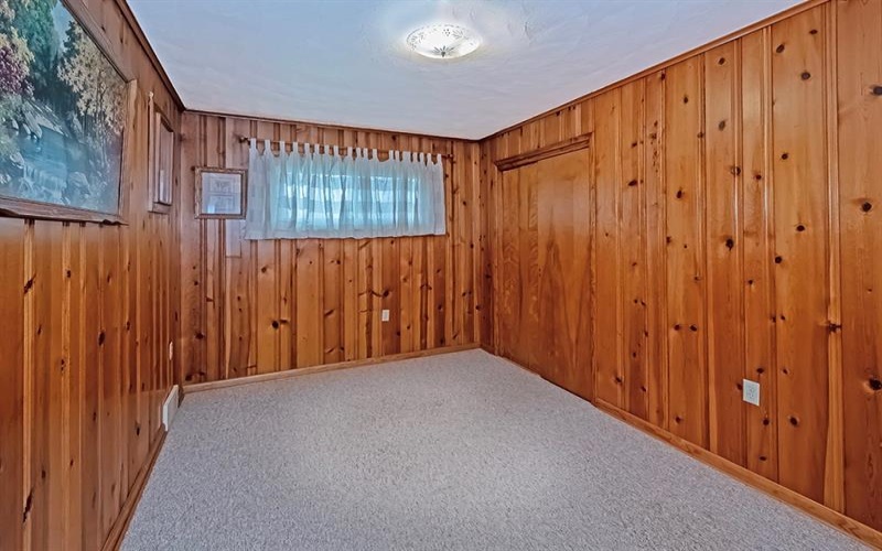 1 Westwood Drive, Jeannette, 15644, 3 Bedrooms Bedrooms, 9 Rooms Rooms,2 BathroomsBathrooms,Residential,For Sale,Westwood Drive,1744363