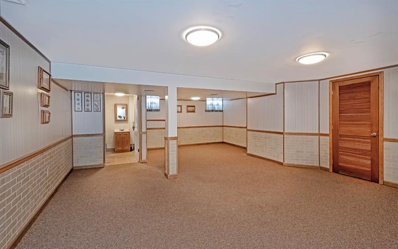 1 Westwood Drive, Jeannette, 15644, 3 Bedrooms Bedrooms, 9 Rooms Rooms,2 BathroomsBathrooms,Residential,For Sale,Westwood Drive,1744363