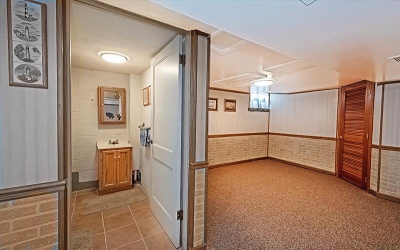 1 Westwood Drive, Jeannette, 15644, 3 Bedrooms Bedrooms, 9 Rooms Rooms,2 BathroomsBathrooms,Residential,For Sale,Westwood Drive,1744363