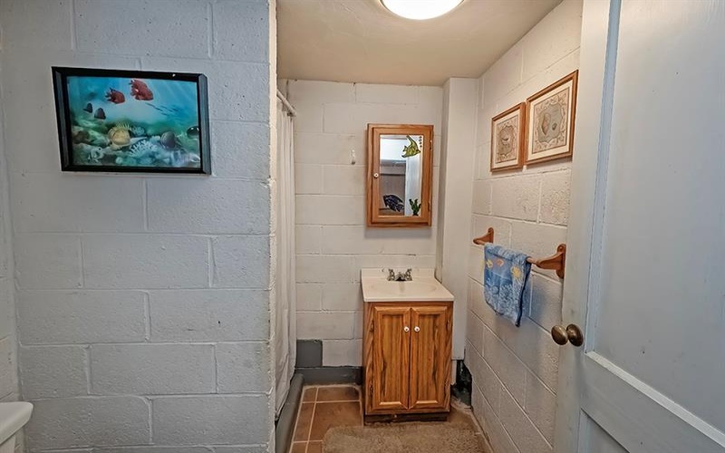 1 Westwood Drive, Jeannette, 15644, 3 Bedrooms Bedrooms, 9 Rooms Rooms,2 BathroomsBathrooms,Residential,For Sale,Westwood Drive,1744363