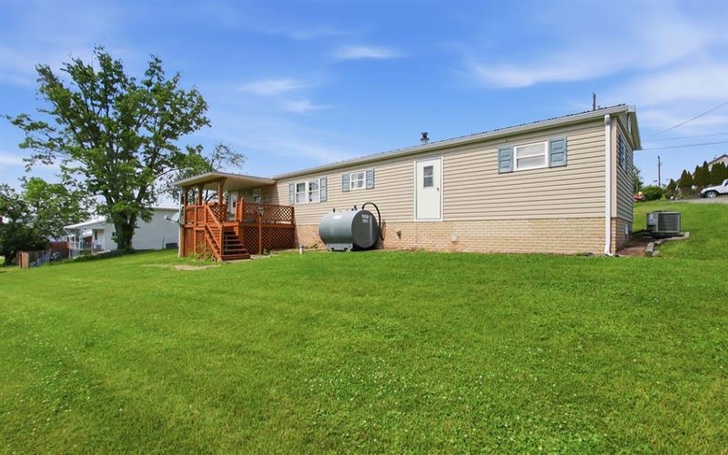 128 Roskovich, Belle Vernon, 15012, 2 Bedrooms Bedrooms, 4 Rooms Rooms,1 BathroomBathrooms,Residential,For Sale,Roskovich,1759232