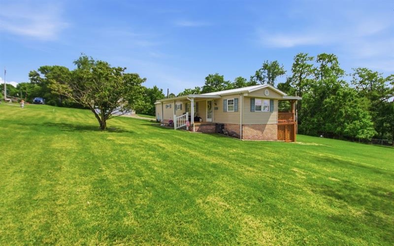 128 Roskovich, Belle Vernon, 15012, 2 Bedrooms Bedrooms, 4 Rooms Rooms,1 BathroomBathrooms,Residential,For Sale,Roskovich,1759232