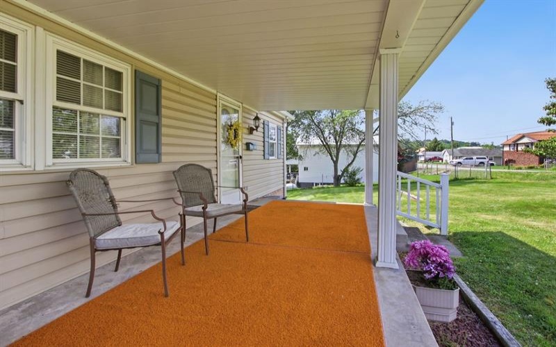 128 Roskovich, Belle Vernon, 15012, 2 Bedrooms Bedrooms, 4 Rooms Rooms,1 BathroomBathrooms,Residential,For Sale,Roskovich,1759232