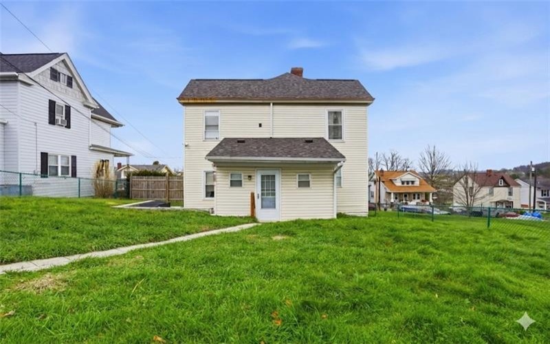 32 Shannon Ave, Washington, 15301, 4 Bedrooms Bedrooms, ,1.1 BathroomsBathrooms,Residential,For Sale,Shannon Ave,1759610