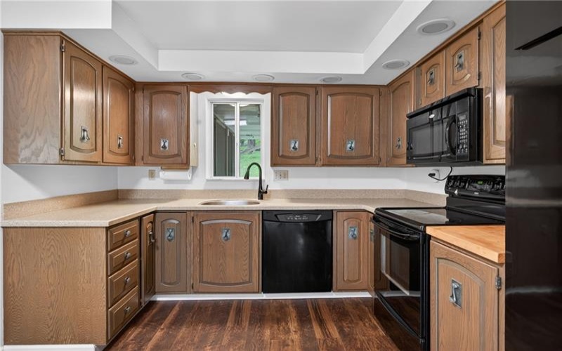 3808 Edinburg Dr, Murrysville, 15668, 3 Bedrooms Bedrooms, ,2.1 BathroomsBathrooms,Residential,For Sale,Edinburg Dr,1759635