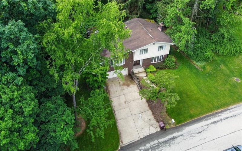3808 Edinburg Dr, Murrysville, 15668, 3 Bedrooms Bedrooms, ,2.1 BathroomsBathrooms,Residential,For Sale,Edinburg Dr,1759635