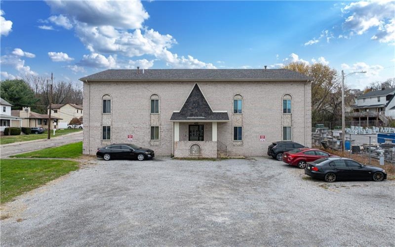 2204 Constitution Blvd, New Kensington, 15068, ,Multi-unit,For Sale,Constitution Blvd,1759742