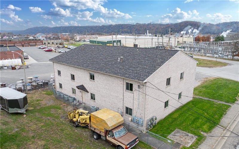 2204 Constitution Blvd, New Kensington, 15068, ,Multi-unit,For Sale,Constitution Blvd,1759742