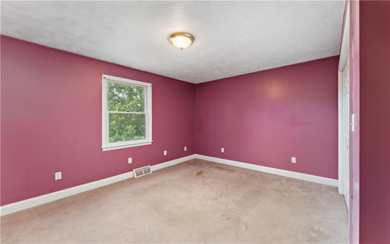 103 Long Ridge Ln, Uniontown, 15401, 3 Bedrooms Bedrooms, 9 Rooms Rooms,2 BathroomsBathrooms,Residential,For Sale,Long Ridge Ln,1759777