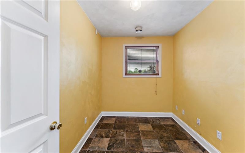 103 Long Ridge Ln, Uniontown, 15401, 3 Bedrooms Bedrooms, 9 Rooms Rooms,2 BathroomsBathrooms,Residential,For Sale,Long Ridge Ln,1759777