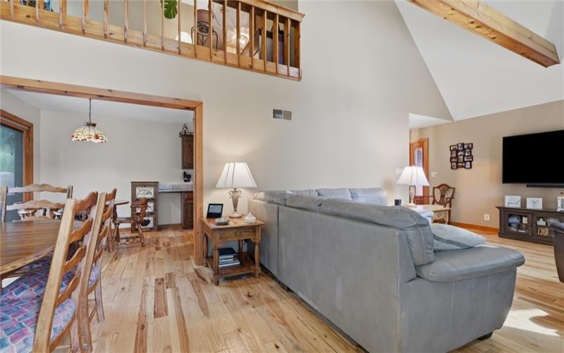717 Zubal Rd, Apollo, 15613, 4 Bedrooms Bedrooms, 11 Rooms Rooms,3 BathroomsBathrooms,Residential,For Sale,Zubal Rd,1759787