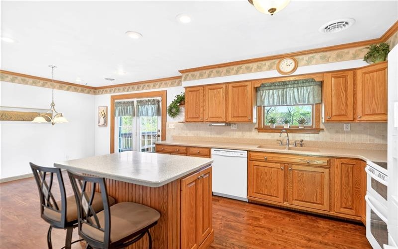 321 Falls Avenue, Connellsville, 15425, 3 Bedrooms Bedrooms, 7 Rooms Rooms,2.1 BathroomsBathrooms,Residential,For Sale,Falls Avenue,1757897
