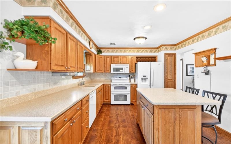 321 Falls Avenue, Connellsville, 15425, 3 Bedrooms Bedrooms, 7 Rooms Rooms,2.1 BathroomsBathrooms,Residential,For Sale,Falls Avenue,1757897