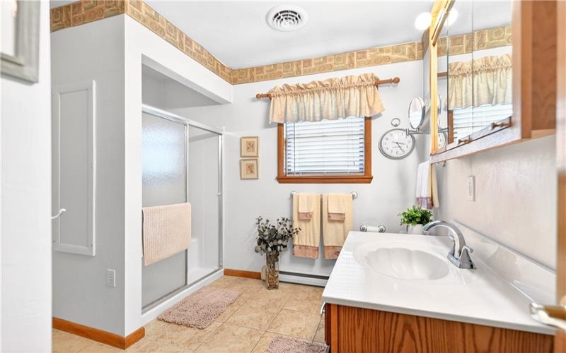 321 Falls Avenue, Connellsville, 15425, 3 Bedrooms Bedrooms, 7 Rooms Rooms,2.1 BathroomsBathrooms,Residential,For Sale,Falls Avenue,1757897