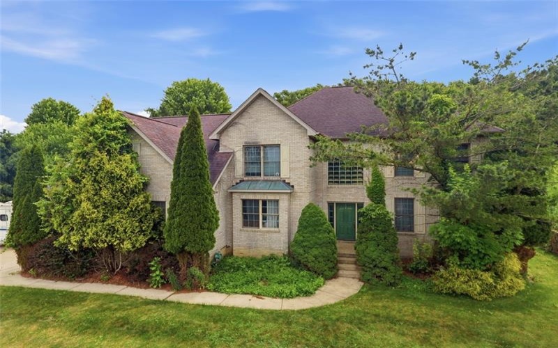 106 Conestoga Drive, Venetia, 15367, 5 Bedrooms Bedrooms, ,2.1 BathroomsBathrooms,Residential,For Sale,Conestoga Drive,1759584