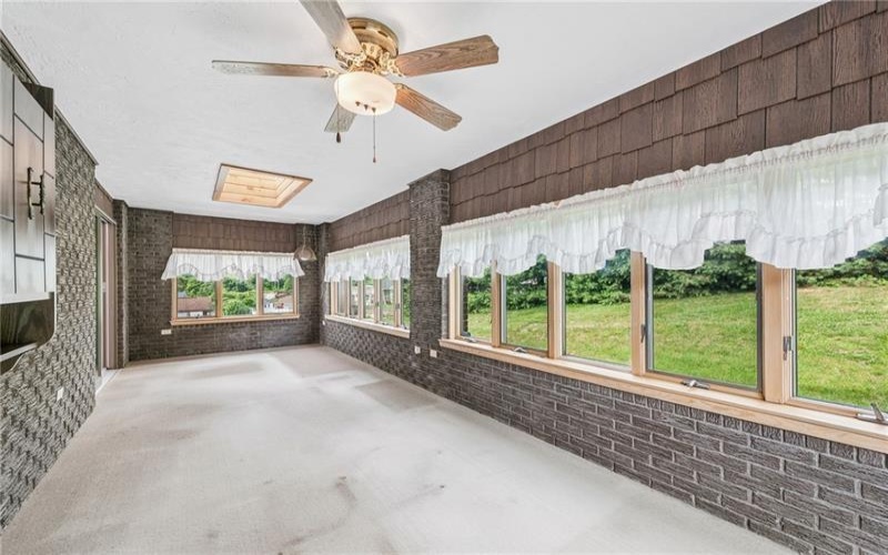 133 Mellingertown Rd, Mt. Pleasant, 15666, 2 Bedrooms Bedrooms, 11 Rooms Rooms,2.1 BathroomsBathrooms,Residential,For Sale,Mellingertown Rd,1759813