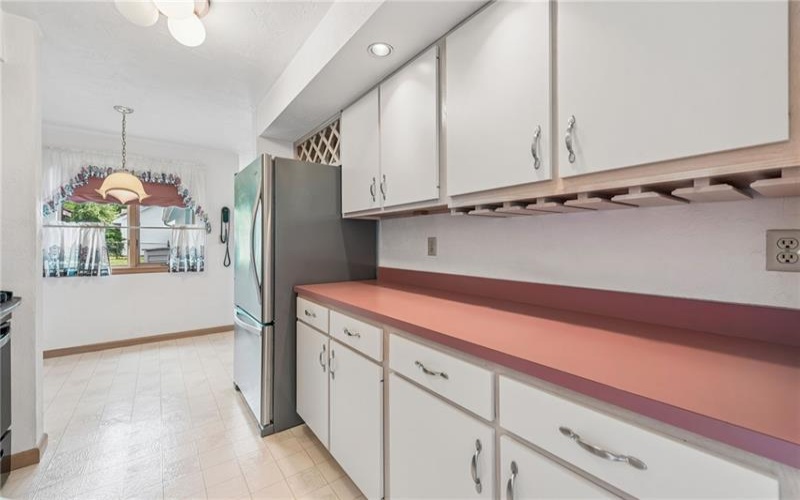 133 Mellingertown Rd, Mt. Pleasant, 15666, 2 Bedrooms Bedrooms, 11 Rooms Rooms,2.1 BathroomsBathrooms,Residential,For Sale,Mellingertown Rd,1759813