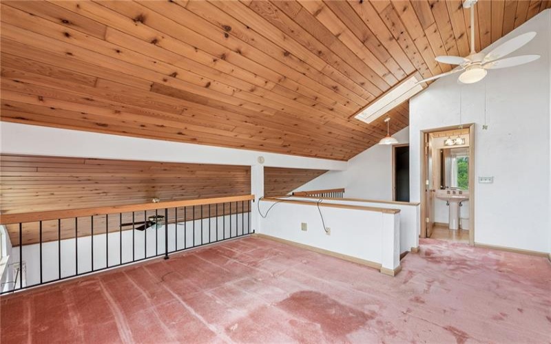 133 Mellingertown Rd, Mt. Pleasant, 15666, 2 Bedrooms Bedrooms, 11 Rooms Rooms,2.1 BathroomsBathrooms,Residential,For Sale,Mellingertown Rd,1759813
