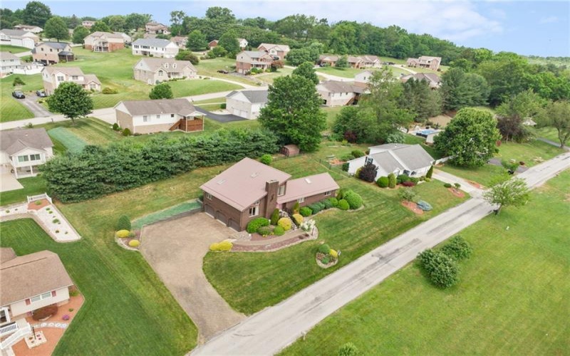 133 Mellingertown Rd, Mt. Pleasant, 15666, 2 Bedrooms Bedrooms, 11 Rooms Rooms,2.1 BathroomsBathrooms,Residential,For Sale,Mellingertown Rd,1759813