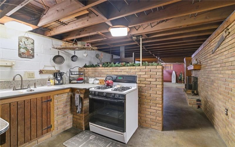 312 Flatwoods Rd, Vanderbilt, 15486, 3 Bedrooms Bedrooms, 9 Rooms Rooms,3 BathroomsBathrooms,Residential,For Sale,Flatwoods Rd,1759844