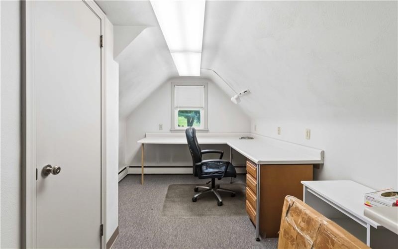 809 Monastery, Latrobe, 15650, 3 Bedrooms Bedrooms, 6 Rooms Rooms,2 BathroomsBathrooms,Residential,For Sale,Monastery,1758167