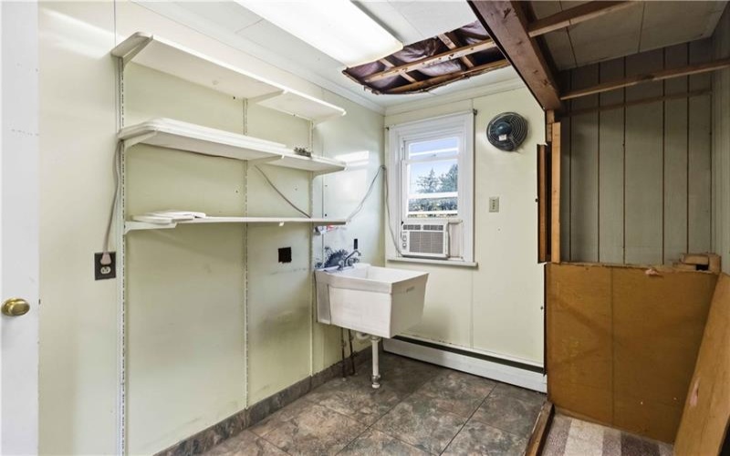 809 Monastery, Latrobe, 15650, 3 Bedrooms Bedrooms, 6 Rooms Rooms,2 BathroomsBathrooms,Residential,For Sale,Monastery,1758167