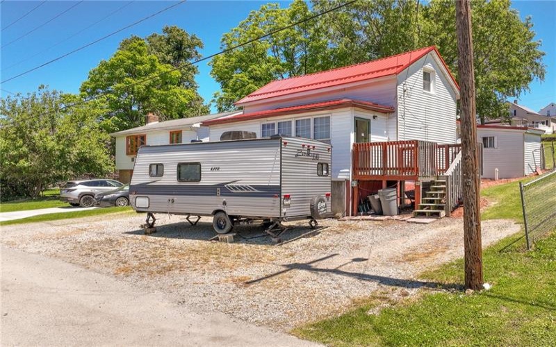 1407 Kirk St, Connellsville, 15425, 2 Bedrooms Bedrooms, 3 Rooms Rooms,1 BathroomBathrooms,Residential,For Sale,Kirk St,1759100