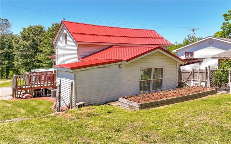 1407 Kirk St, Connellsville, 15425, 2 Bedrooms Bedrooms, 3 Rooms Rooms,1 BathroomBathrooms,Residential,For Sale,Kirk St,1759100