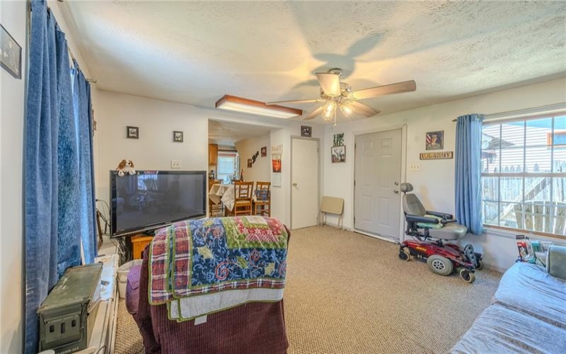 1407 Kirk St, Connellsville, 15425, 2 Bedrooms Bedrooms, 3 Rooms Rooms,1 BathroomBathrooms,Residential,For Sale,Kirk St,1759100