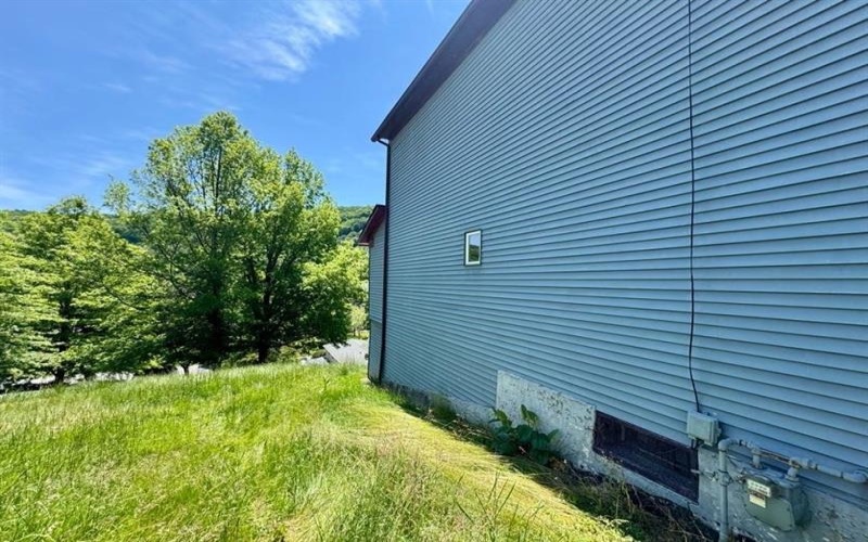 538 Woodvale Ave., Johnstown, 15901, 2 Bedrooms Bedrooms, ,1 BathroomBathrooms,Residential,For Sale,Woodvale Ave.,1759923