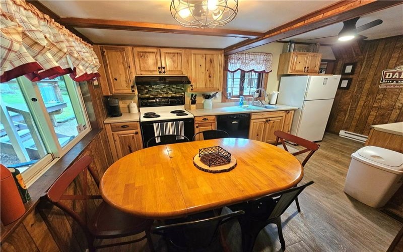 60 Nelson Rd, Ohiopyle, 15470, 2 Bedrooms Bedrooms, 6 Rooms Rooms,1.1 BathroomsBathrooms,Residential,For Sale,Nelson Rd,1759824