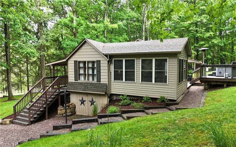 60 Nelson Rd, Ohiopyle, 15470, 2 Bedrooms Bedrooms, 6 Rooms Rooms,1.1 BathroomsBathrooms,Residential,For Sale,Nelson Rd,1759824
