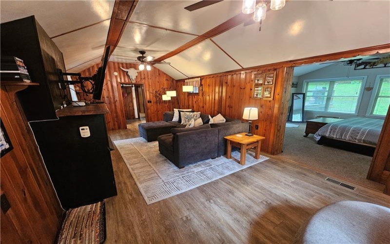 60 Nelson Rd, Ohiopyle, 15470, 2 Bedrooms Bedrooms, 6 Rooms Rooms,1.1 BathroomsBathrooms,Residential,For Sale,Nelson Rd,1759824
