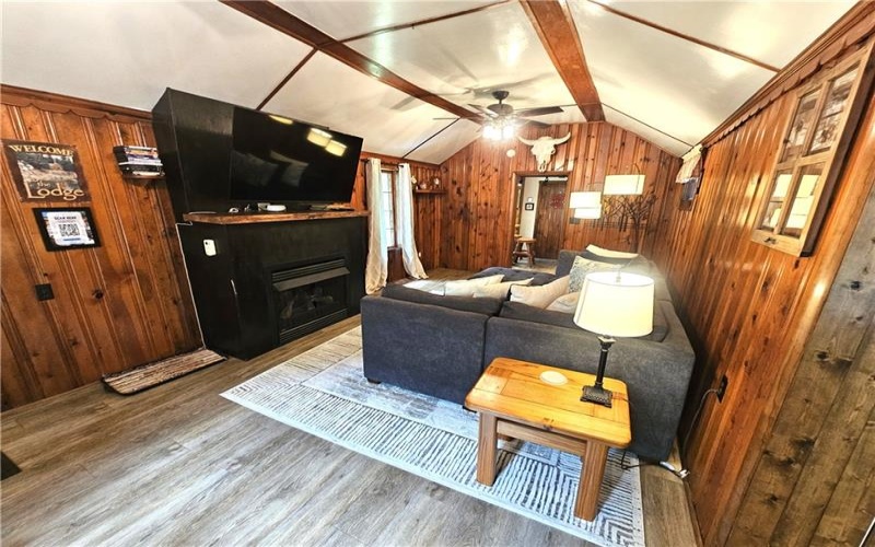 60 Nelson Rd, Ohiopyle, 15470, 2 Bedrooms Bedrooms, 6 Rooms Rooms,1.1 BathroomsBathrooms,Residential,For Sale,Nelson Rd,1759824