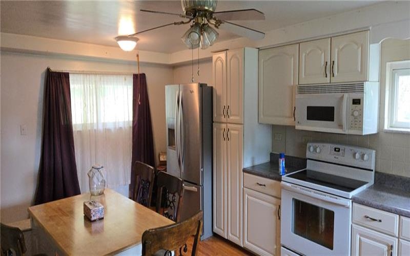 2619 Linda Dr, Murrysville, 15668, 4 Bedrooms Bedrooms, 7 Rooms Rooms,2 BathroomsBathrooms,Residential,For Sale,Linda Dr,1759930