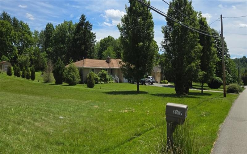 2619 Linda Dr, Murrysville, 15668, 4 Bedrooms Bedrooms, 7 Rooms Rooms,2 BathroomsBathrooms,Residential,For Sale,Linda Dr,1759930