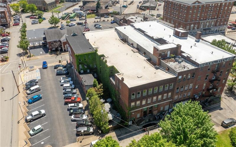 84 Main St, Uniontown, 15401, ,Commercial-industrial-business,For Sale,Main St,1759954