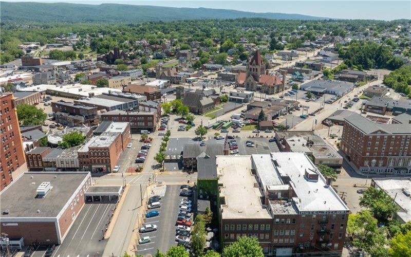 84 Main St, Uniontown, 15401, ,Commercial-industrial-business,For Sale,Main St,1759954