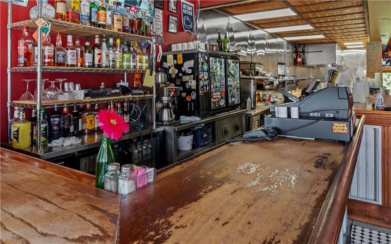 84 Main St, Uniontown, 15401, ,Commercial-industrial-business,For Sale,Main St,1759954
