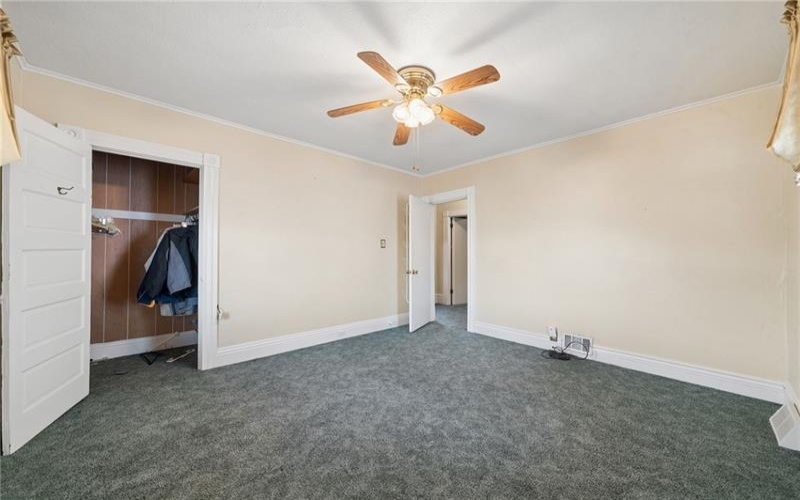 212 4th Street, Youngwood, 15697, 2 Bedrooms Bedrooms, 7 Rooms Rooms,1 BathroomBathrooms,Residential,For Sale,4th Street,1759987